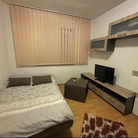 Apartman Apartman Kula *